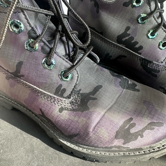 Timberland boots size 8.5 - Picture 3 of 3